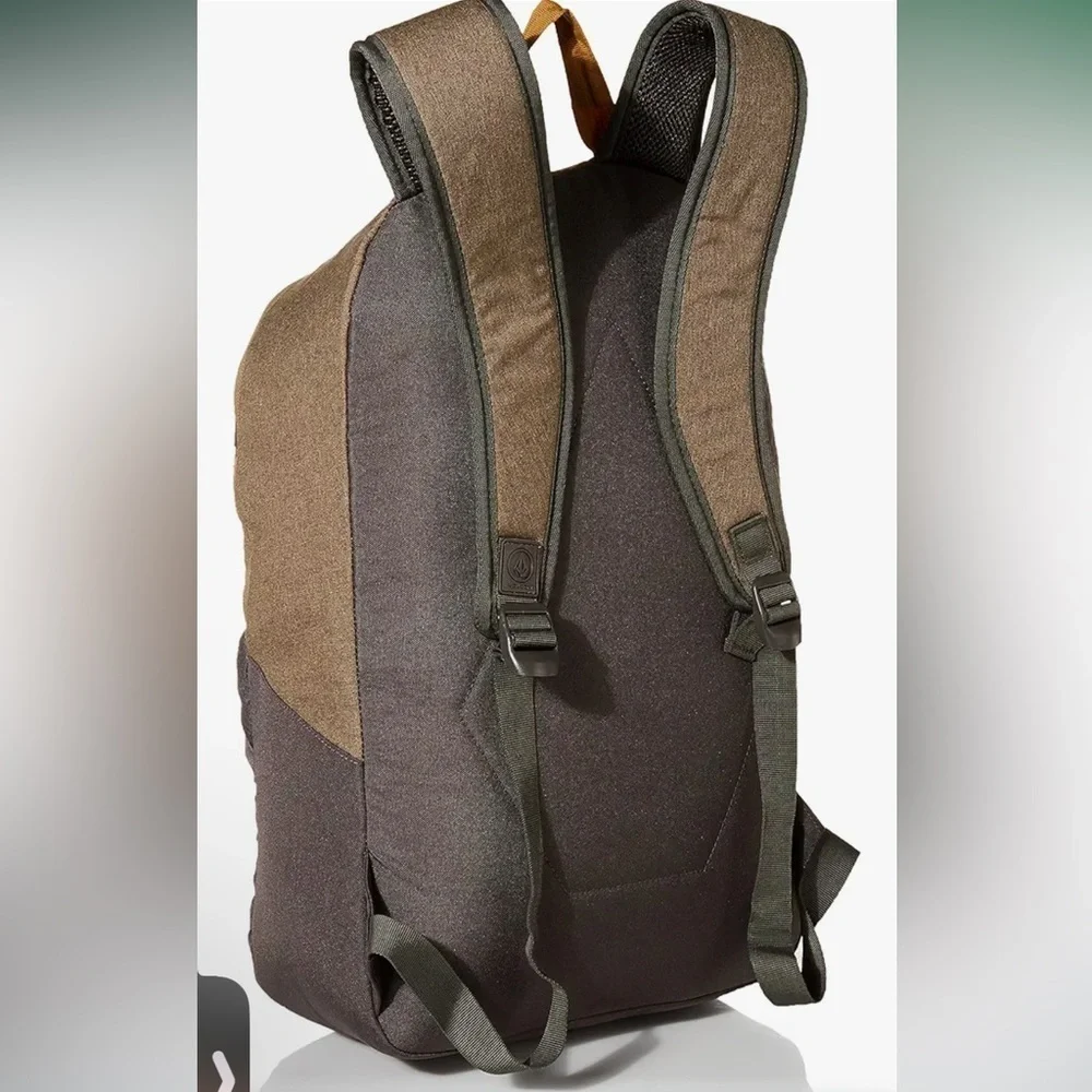 Volcom Men's Academy Backpack NWT